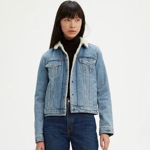 Women’s Levi’s Original Sherpa Trucker Jacket (Jean Jacket)